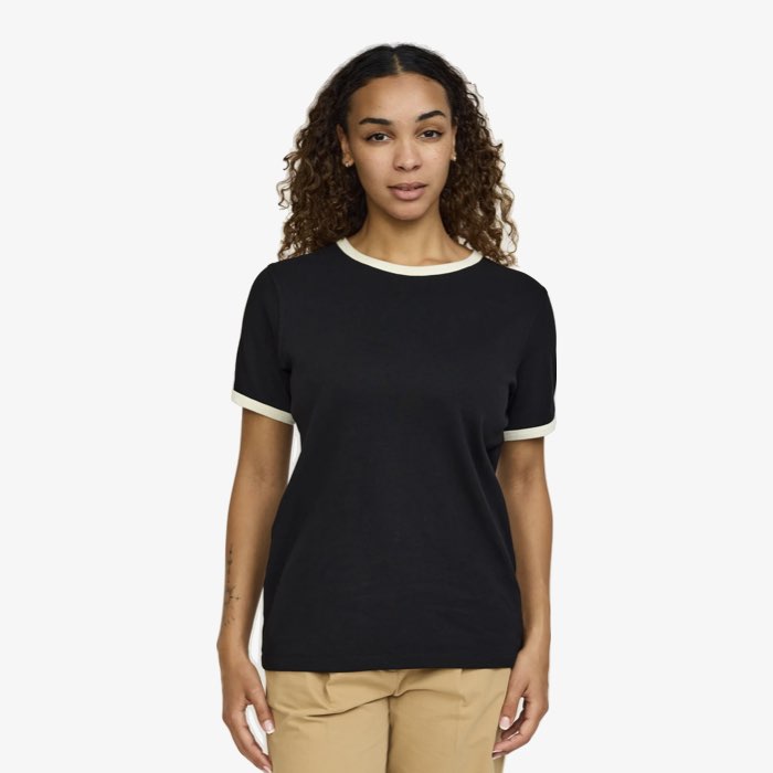 Zwart T-shirt van Biologisch Katoen Hella van Soft Rebels