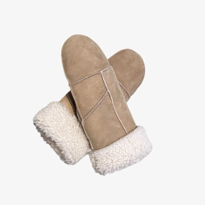 Upcycled Beige Wanten Bella van Markberg