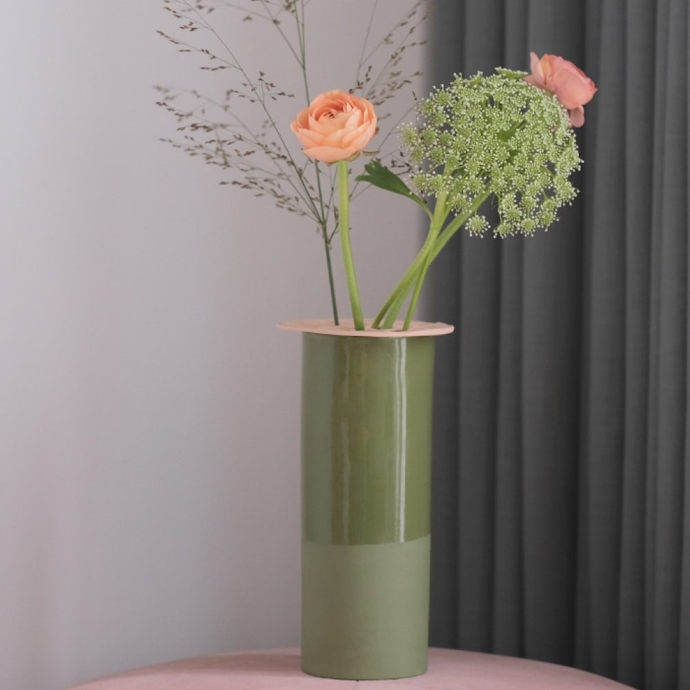 Vaas met Bloemverdeler | Form | Groen